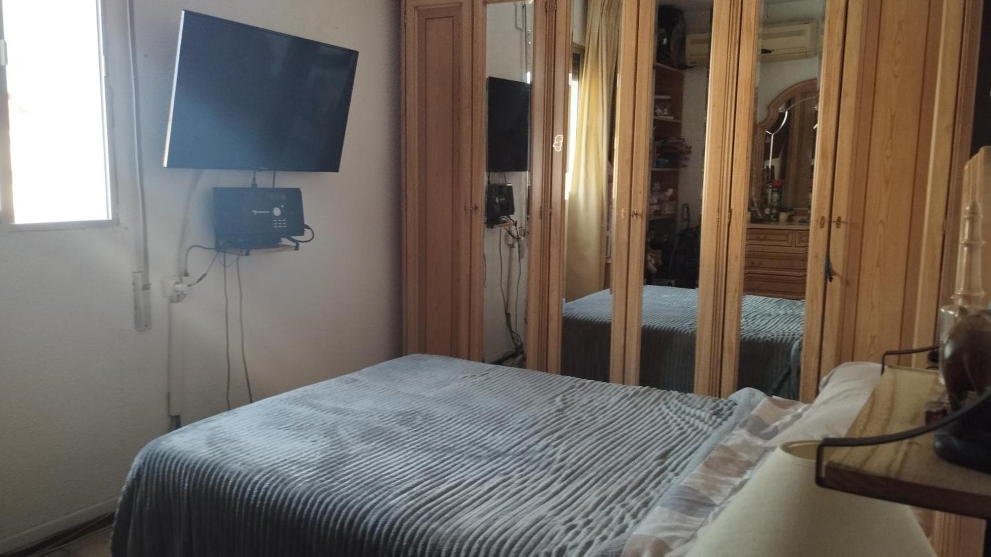Habitaciones Privadas Con Cama Doble En Sevilla Exterior foto